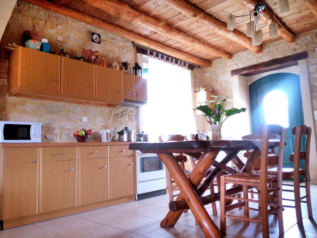 Villa Aloni Margaritai Ruang foto