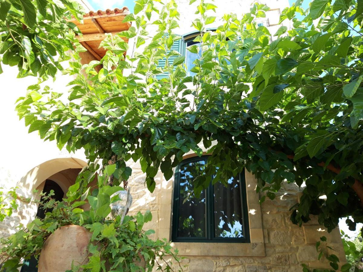 Villa Aloni Margaritai Bagian luar foto